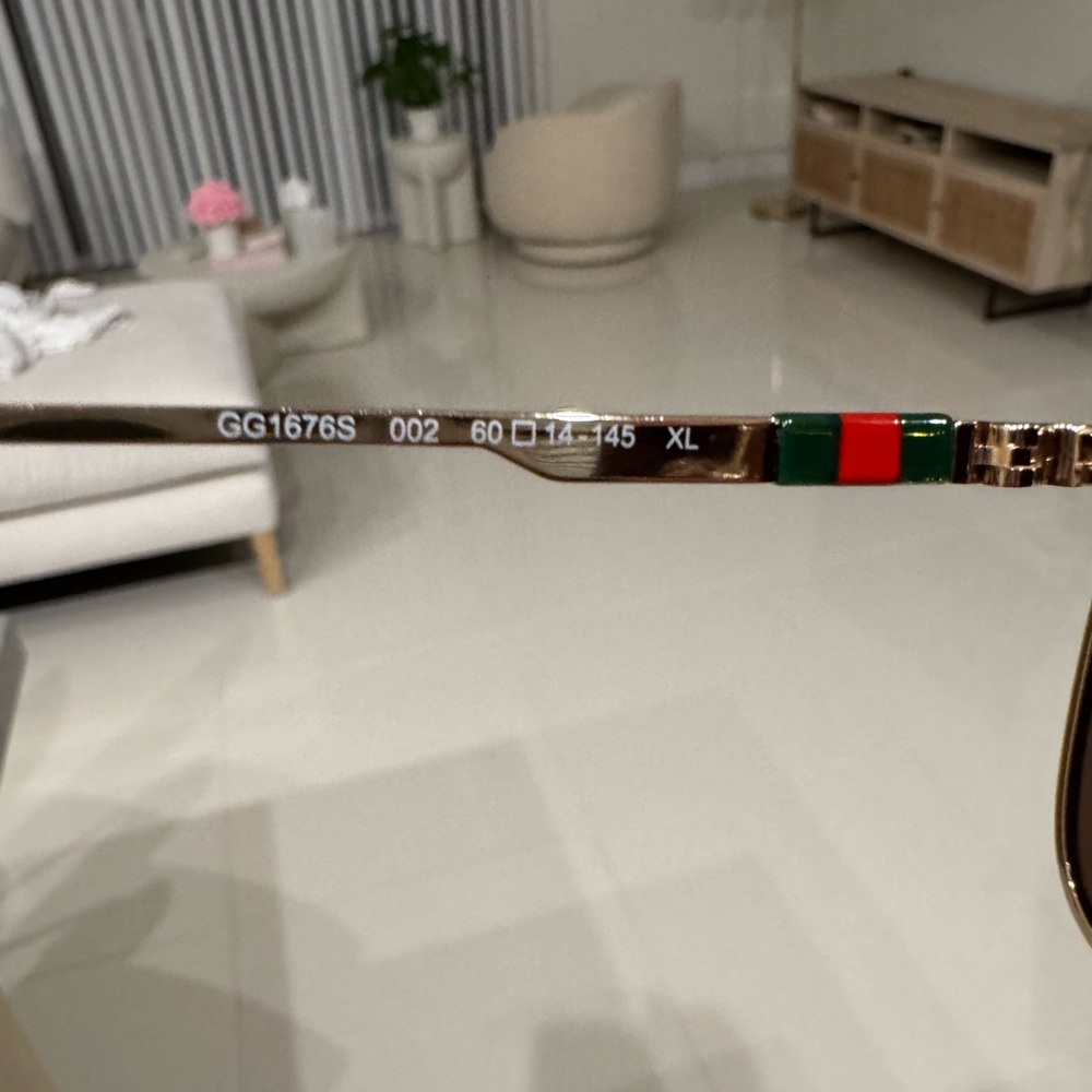 GUCCI WMNS Gold and Brown SUNGLASSES - Picture 4 of 6